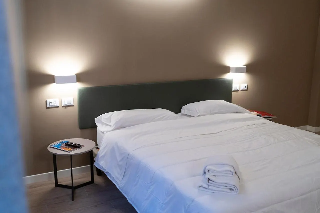 Astoria Comfort Rooms 볼로냐 0*,